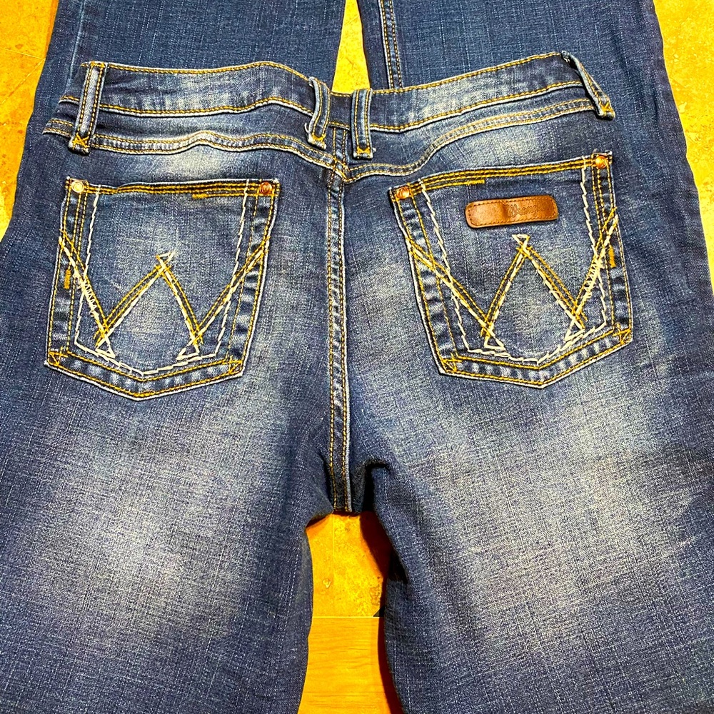 Wrangler boot cut jeans, new worn once W9/10 32L